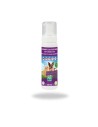 Shampoo in foam, formulated to ward off all kinds of external parasites.