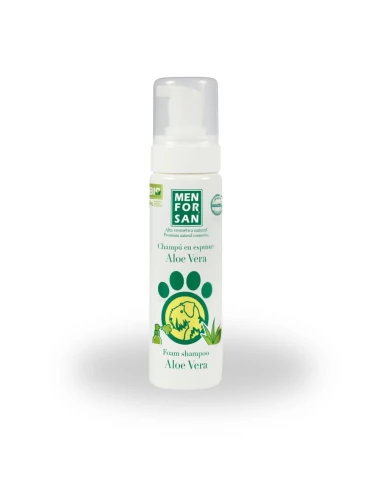 Foam shampoo for cats and dogs, based on Aloe Vera